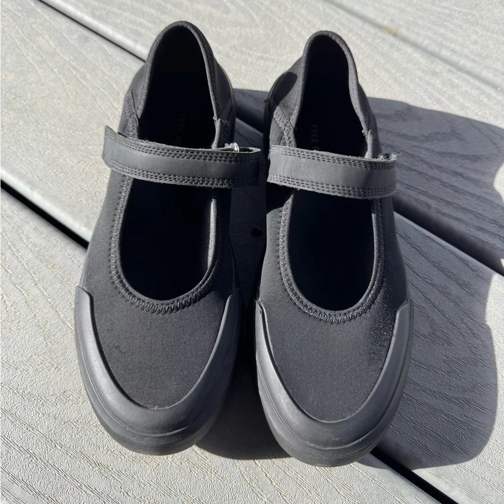 Free People Black Neoprene Mary Jane Flats Strap Comfort Shoes Size 7